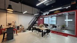 Robinson Square (D1), Office #561529171